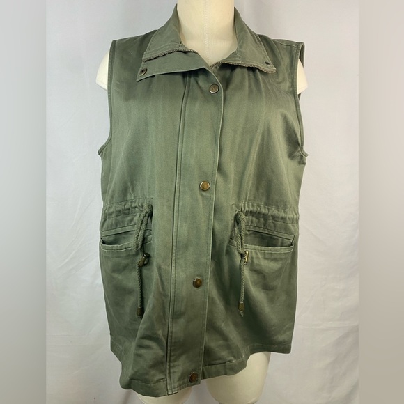 zeagoo Jackets & Blazers - Zeagoo Sleeveless Jacket with Front Zipper and Snaps Women’s XL